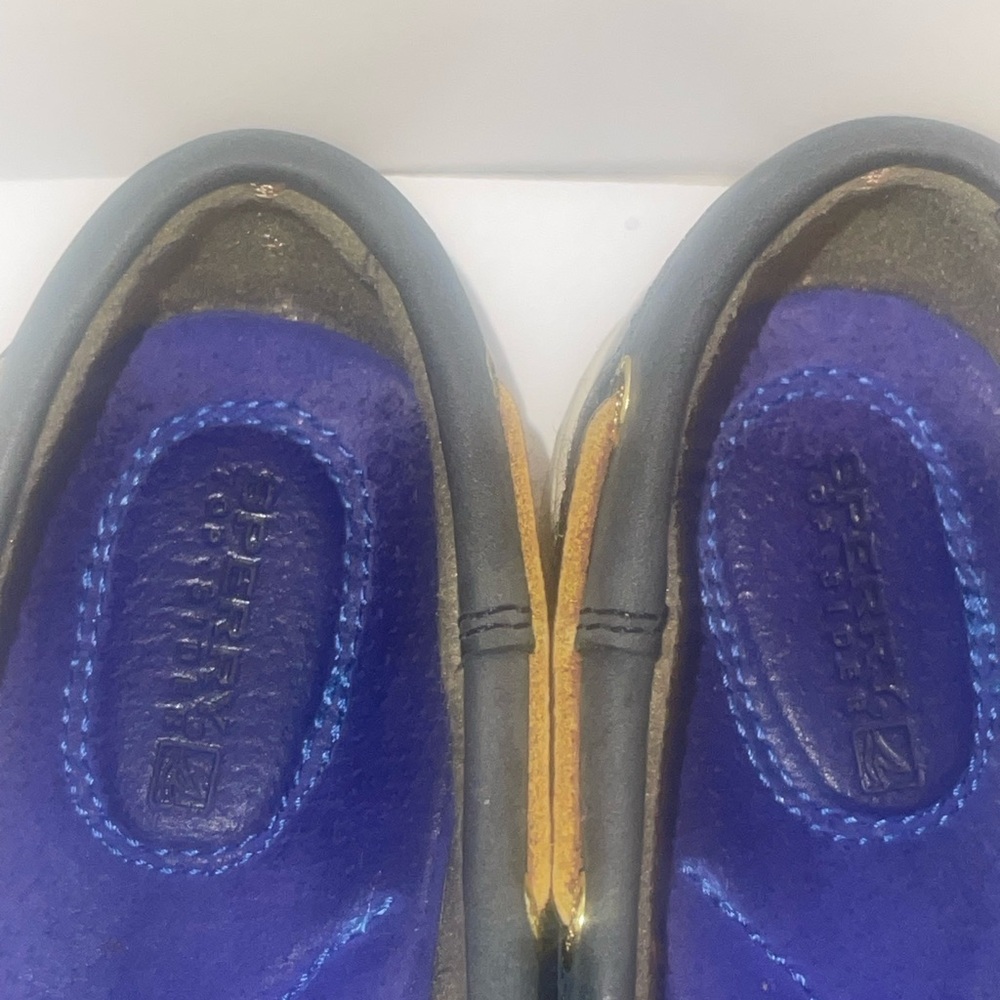 Sperry - Picture 4 of 8